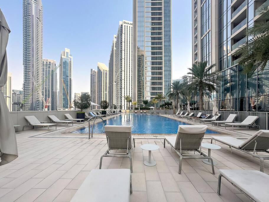 First Class 3br Fountain & Burj Views Bliss