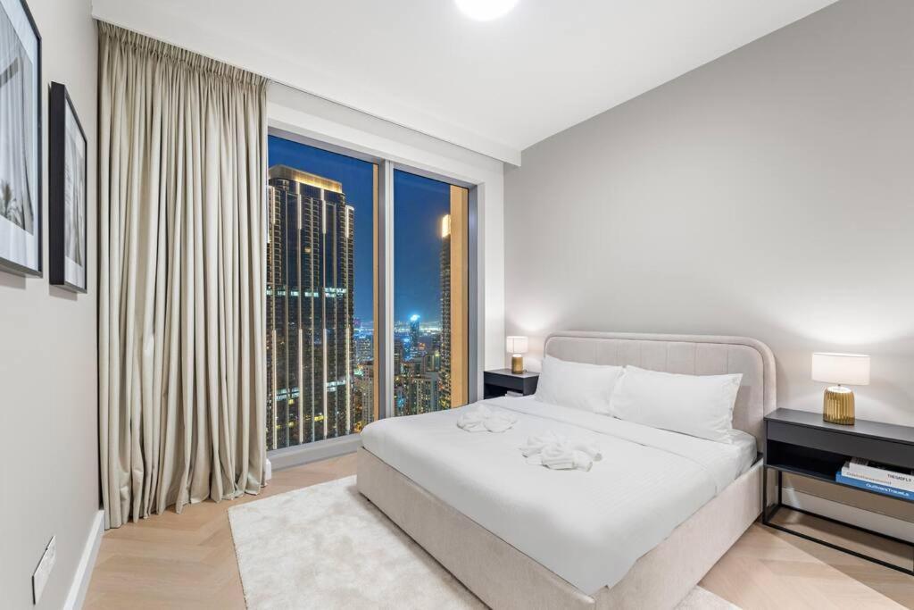 First Class 3br Fountain & Burj Views Bliss