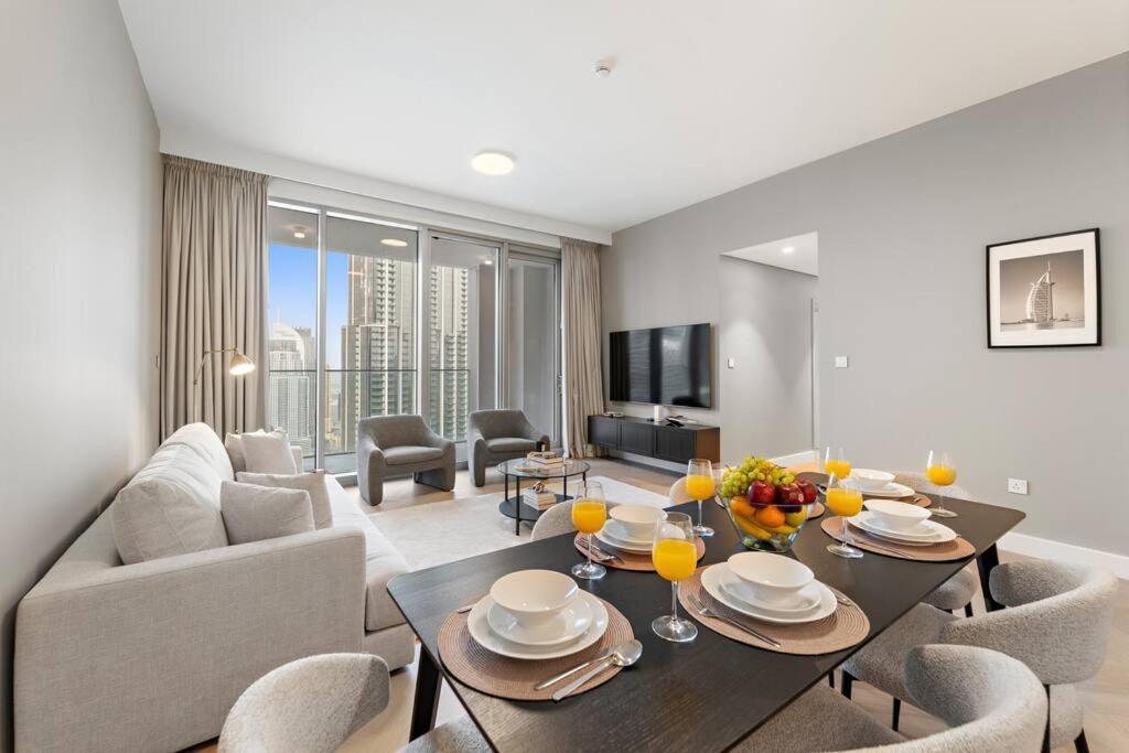 First Class 3br Fountain & Burj Views Bliss Apartment Dubai