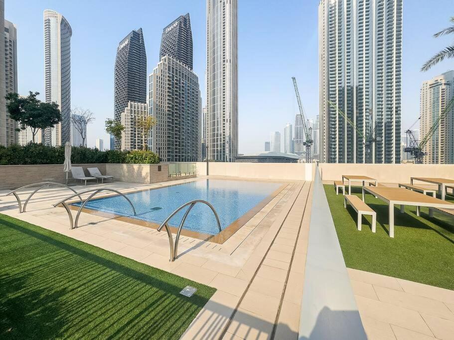 First Class 3br Fountain & Burj Views Bliss