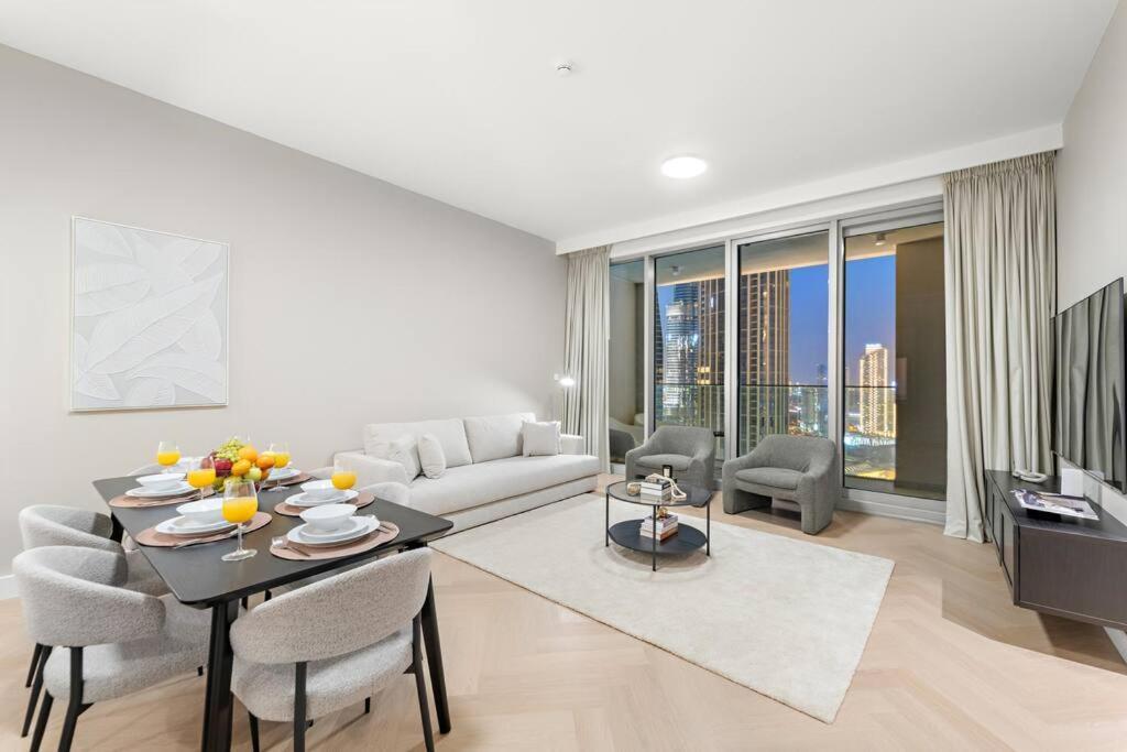 First Class 3br Fountain & Burj Views Bliss